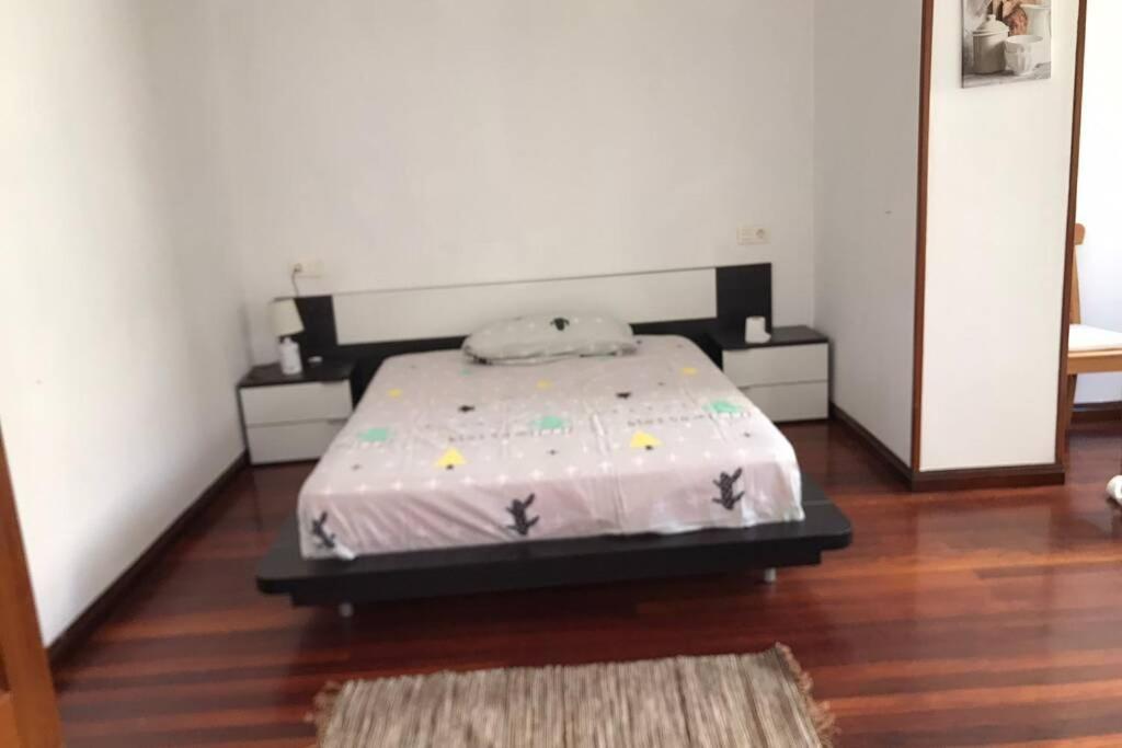 Apartamento En Pleno Centro Catedral 1D Oviedo Eksteriør bilde